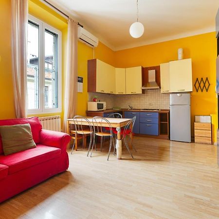 Milano Viale Umbria Colorful Apartment Zewnętrze zdjęcie
